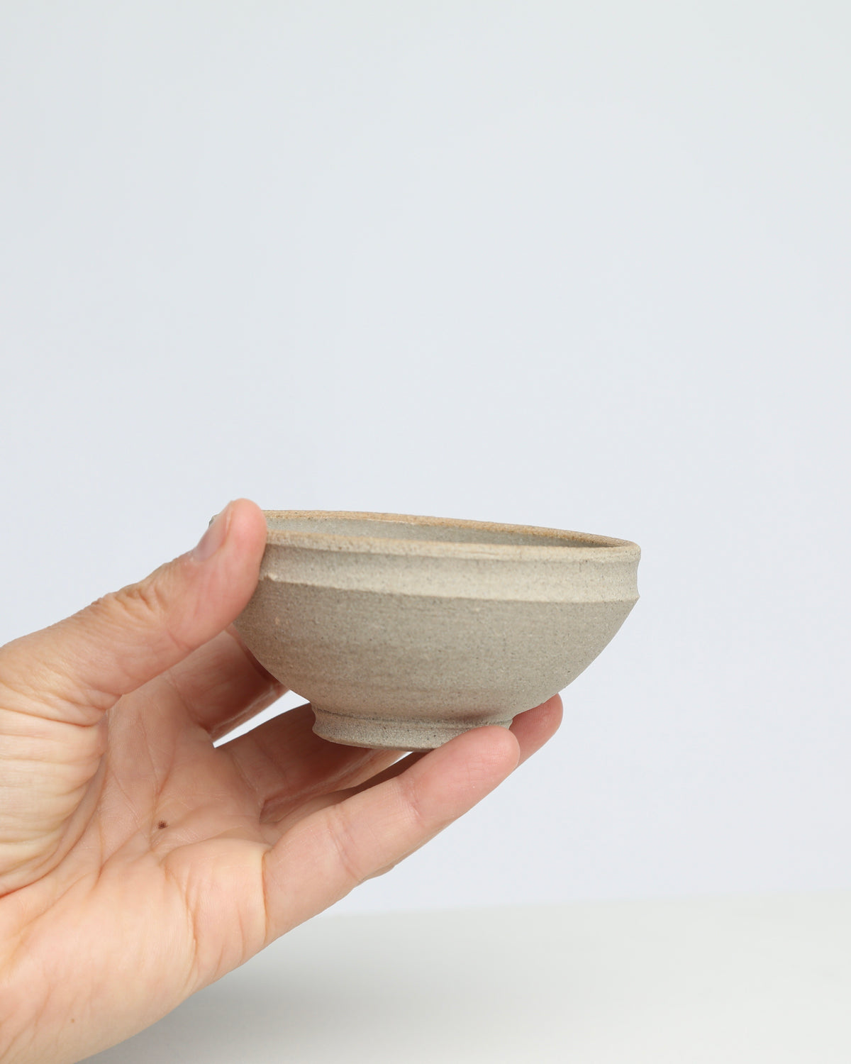 Small_Herb_Bowl_with_Foot RC–01–1E