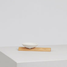 Load image into Gallery viewer, candleholder_IGGE_egg_food_waste_natalie_cole_the_home_of_sustainable_things_06