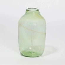 Load image into Gallery viewer, common-sands-vase-microwave-glass-studio-plastique-the_home_of_sustainable_things