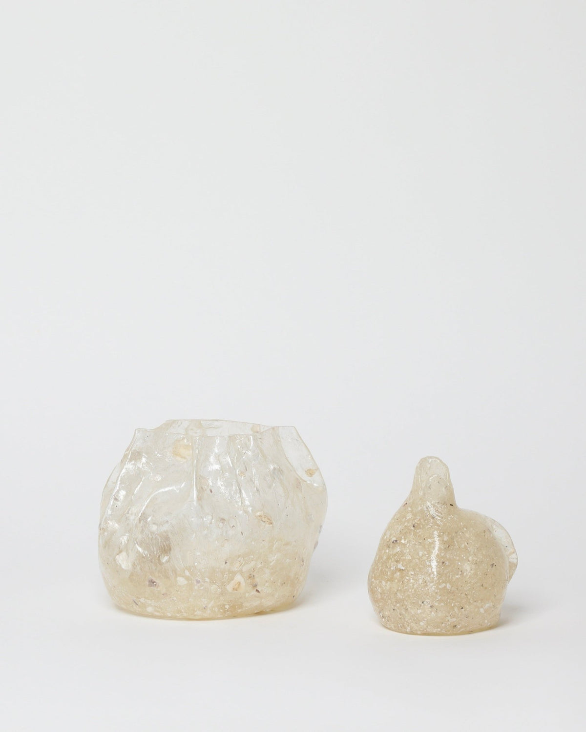 couteaux-vases- vegetal-glass-oyster-shells-cornstarch-censis-rubliss-the_home_of_sustainable_things_15