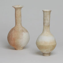 Load image into Gallery viewer, mono-no-aware-vase-amanda-tong-the_home_of_sustainable_things