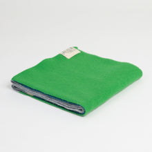 Load image into Gallery viewer, wind_knitted_scarf_merel_karhof_the_home_of_sustainable_things_12