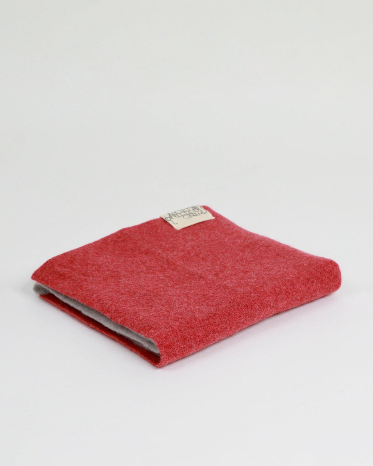 wind_knitted_scarf_merel_karhof_the_home_of_sustainable_things