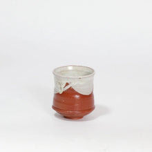 Load image into Gallery viewer, yunomi-tea-bowl-wild-clay-pottery-udumbara-studio-the_home_of_sustainable_things