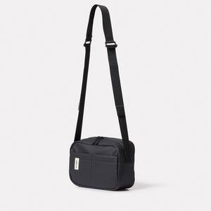 HINGE_CROSSBODYCAMERA_BLACK_ally_capellino_the_home_of_sustainable_things_2