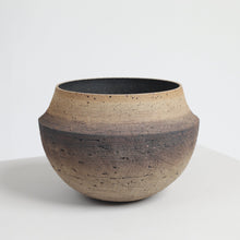 Load image into Gallery viewer, the_home_of_sustainable_things_graham_perring_strata_bowl_grog exterior_2

