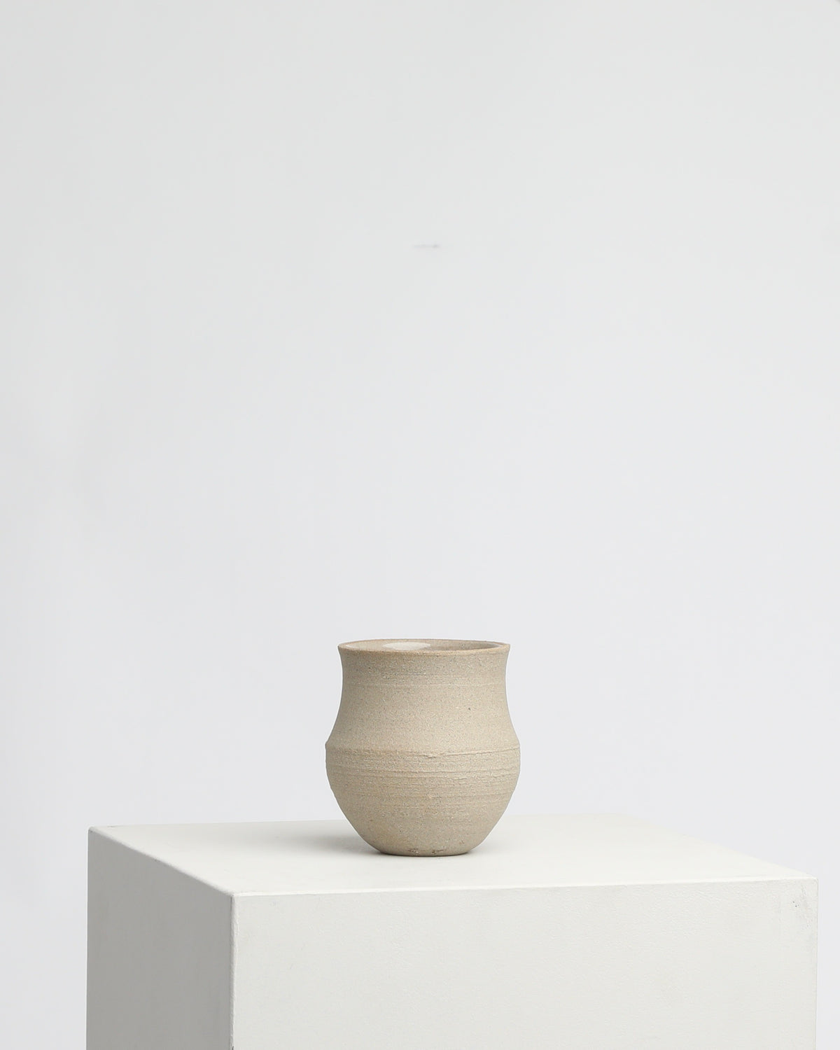 Water_Storage_Vessel_with_Cinched_Neck_RC–01–1DS