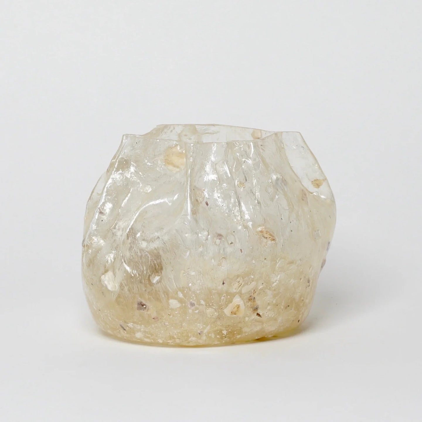 Couteaux Seashell Vase Medium | Seashell & Corn Starch Biomaterial ...