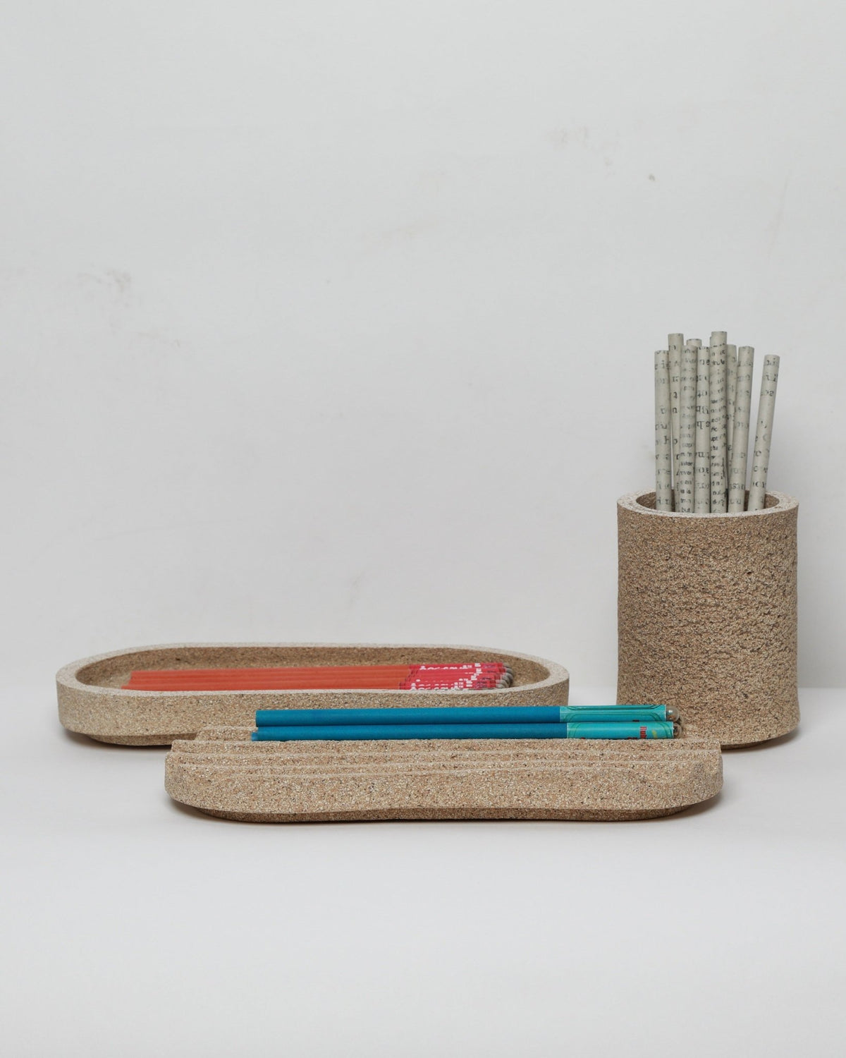 eggslike-pencil-tray-egg-shells-coffee-grounds-constantina-elia-the_home_of_sustainable_things_13