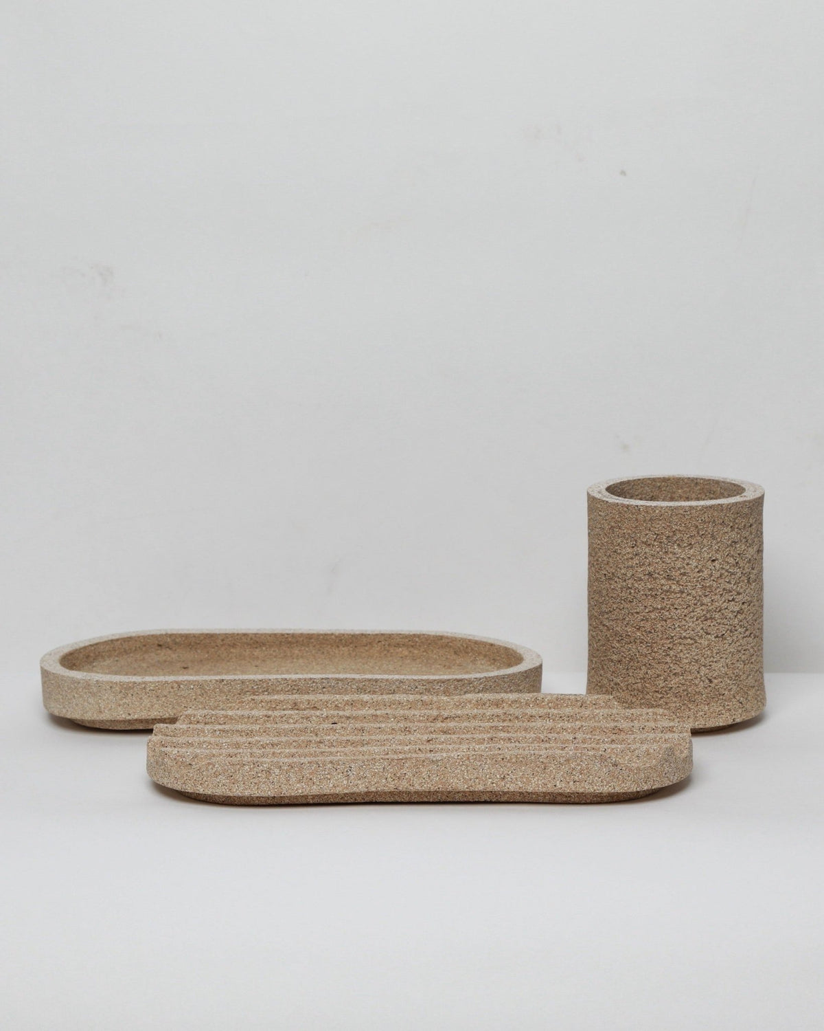 eggslike-pencil-tray-egg-shells-coffee-grounds-constantina-elia-the_home_of_sustainable_things_24