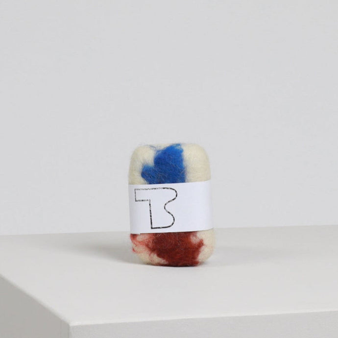 greek-olive-oil-soap-bar-hand-felted-sheep-wool-theresabader-futureing-wool-the_home_of_sustainable_things_04