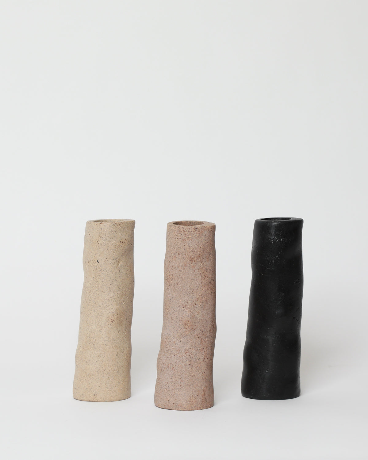 pineresin-vases-pine-resin-bark-beeswax-charcoal-studio-sarmite-polakova-the_home_of_sustainable_things_11