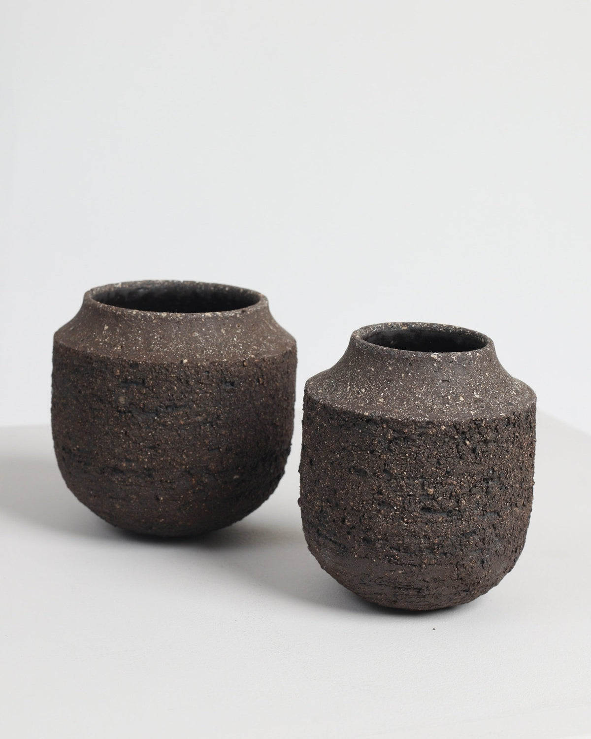 strata_vase_sustainable_ceramics_studio_perring_the_home_of_sustainable_things_515