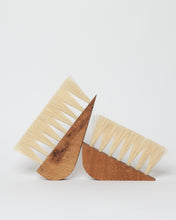 Load image into Gallery viewer, table-brush-large-hardwood-offcuts-sophia-elouise-the_home_of_sustainable_things_13
