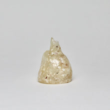 Load image into Gallery viewer, vase-couteaux-vegetal-glass-oyster-shells-cornstarch-censis-rubliss-the_home_of_sustainable_things

