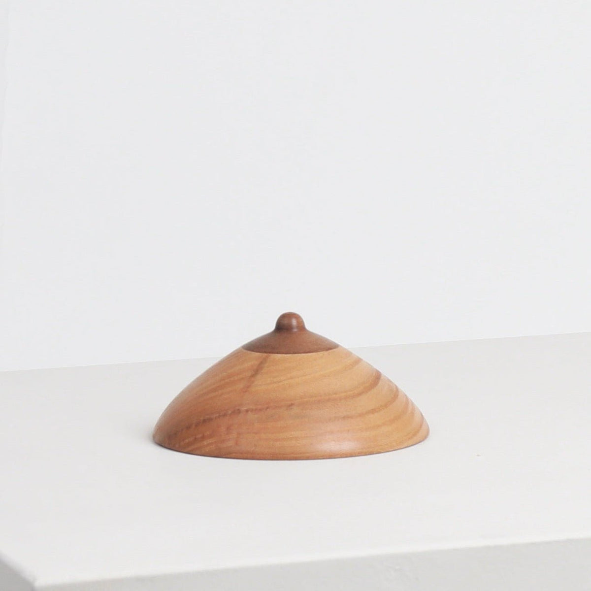wood_boob_sculptural_ornament_micaella_pedros_the_home_of_sustainable_things_32
