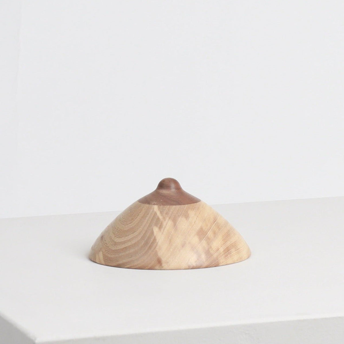 wood_boob_sculptural_ornament_micaella_pedros_the_home_of_sustainable_things_39