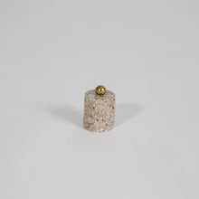 Load image into Gallery viewer, the-home-of-sustainable-things-dot-single-handle-made-from-food-waste-rius-studio
