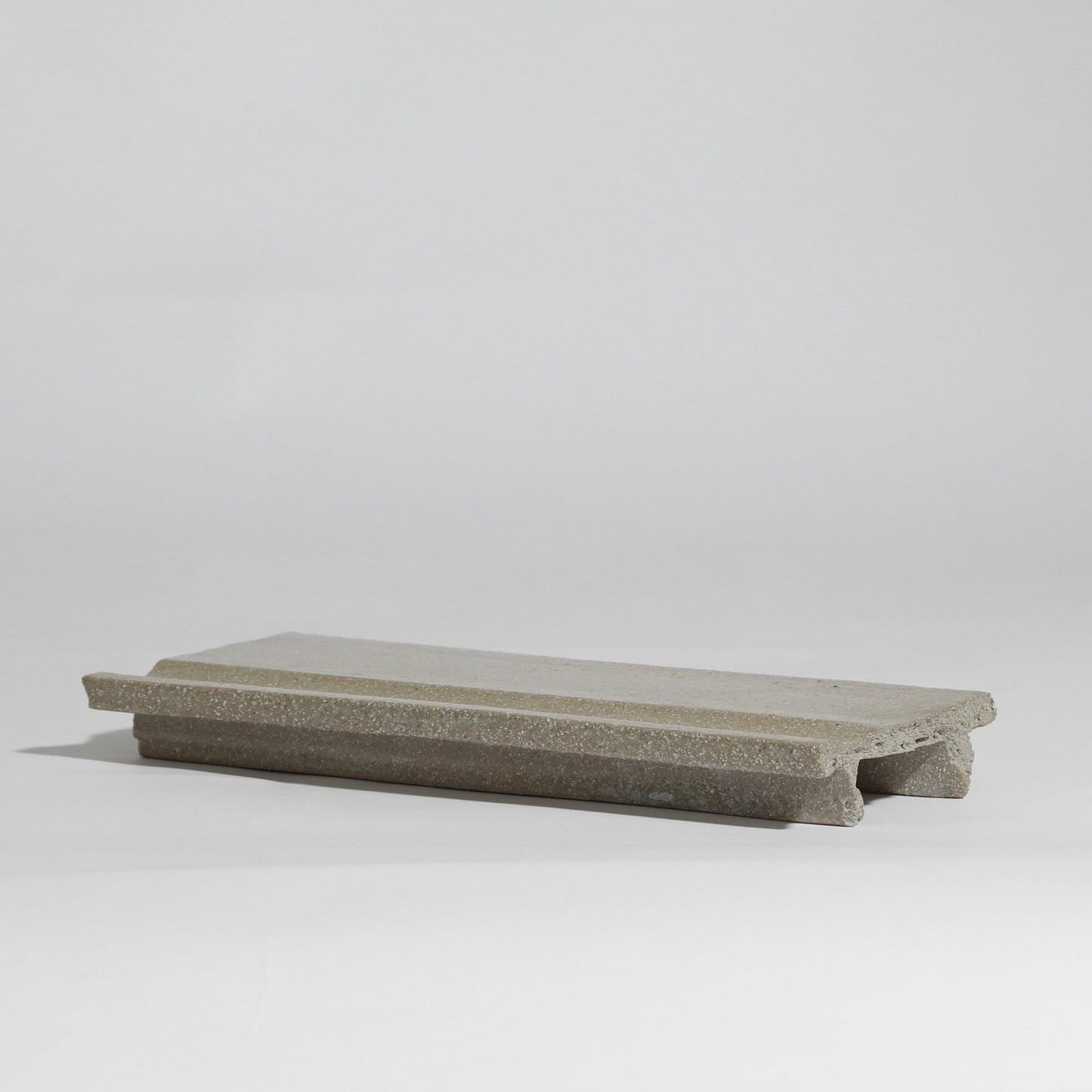 Flat Tray Plate L | made from industrial by-waste - THE HOME OF SUSTAINABLE THINGS