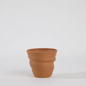 the-home-of-sustainable-things-wild-clay-pottery-earth-friendly-pottery-udumbara-helsinki