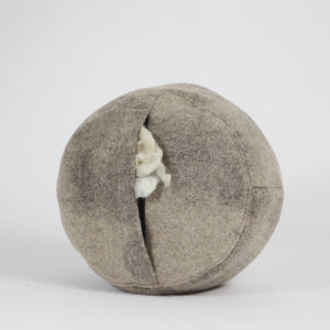 pure-sheep-wool-cushion-100%-hand-washed-theresa-bader-the_home_of_sustainable_things